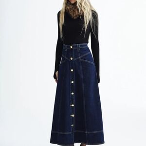 Commense Denium Maxi Skirt Gold Buttons Mid Waist XS NWT